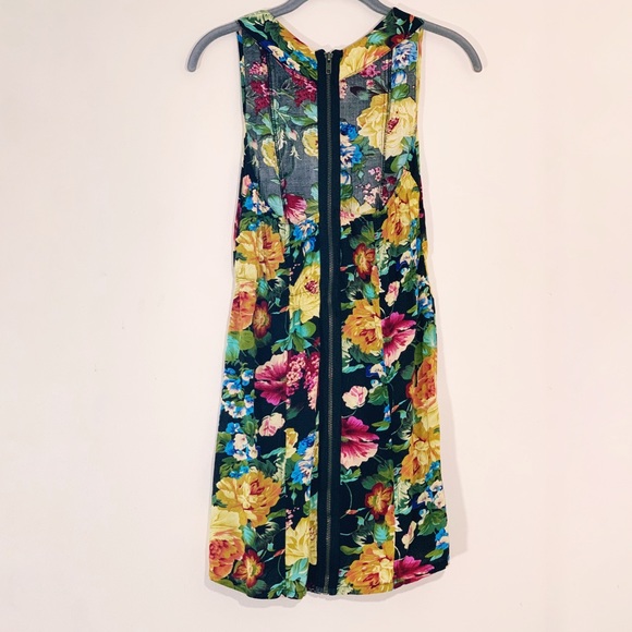 Open back Zipper Floral Dress - Picture 2 of 4